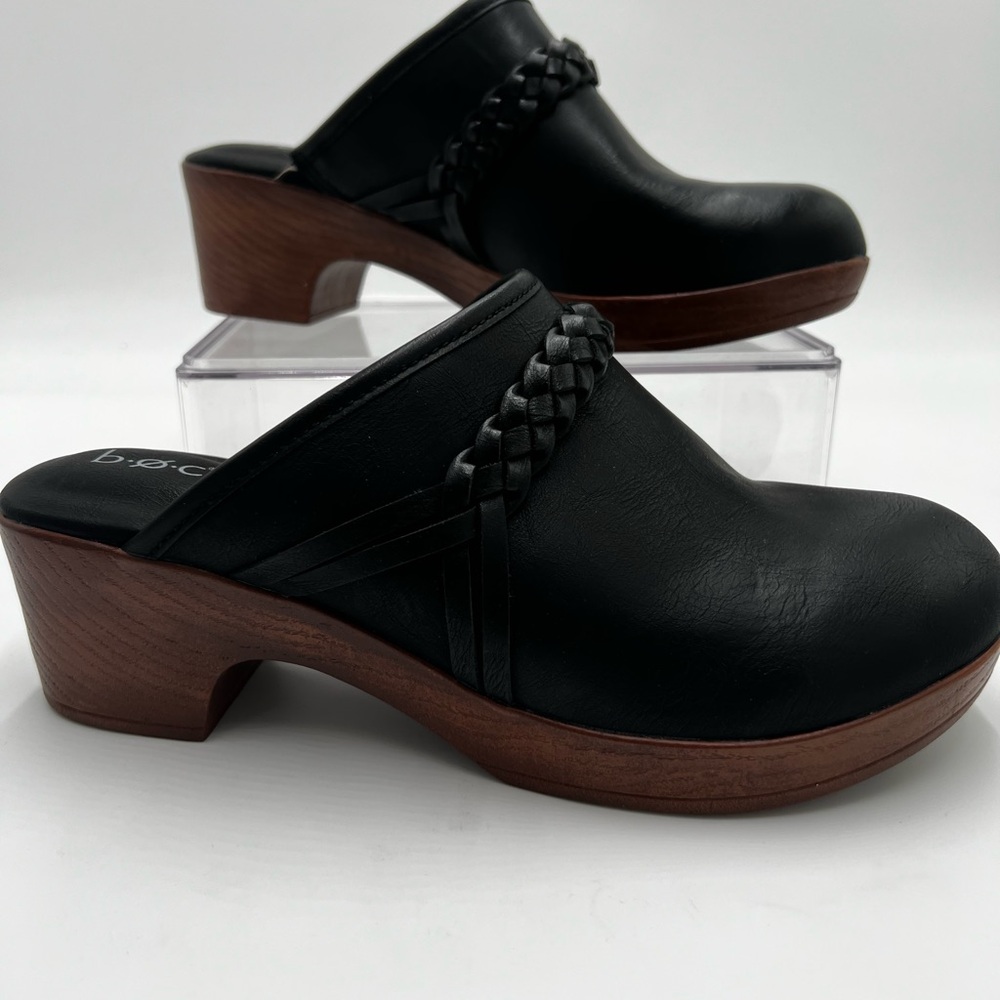 New women’s B.O.C Journi comfort clogs with 2.5 inch heel. Color black size 10M.